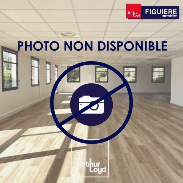 Retail in Venelles for lease - Building Photo - Image 3 of 6