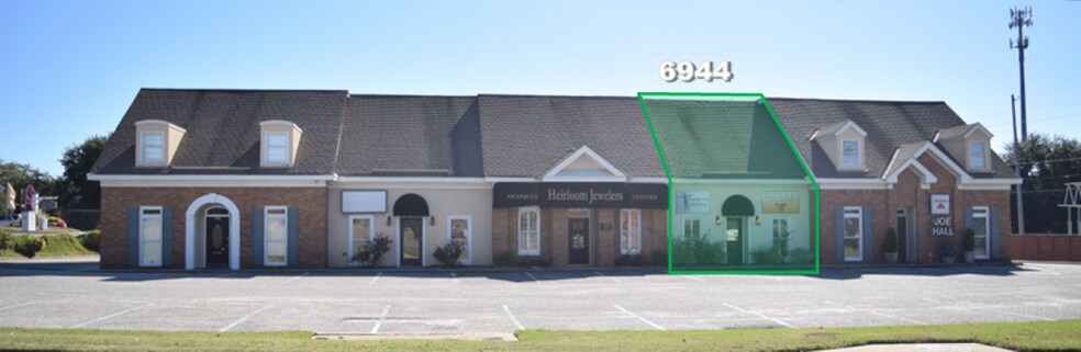 6944 Vaughn Rd, Montgomery, AL à louer - Photo principale - Image 1 de 2