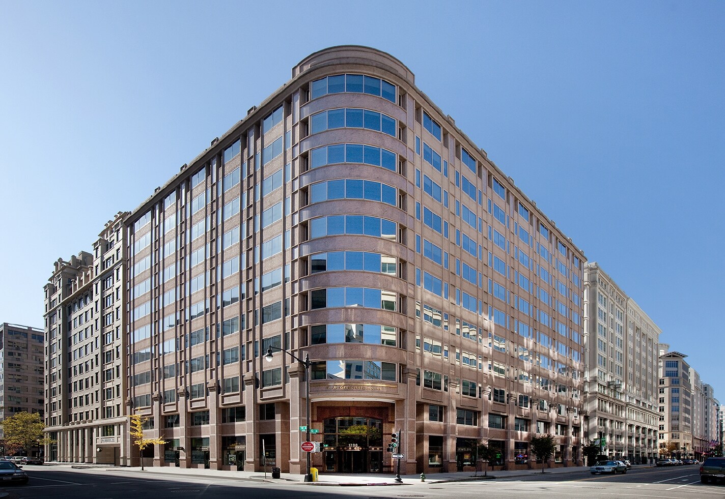 1200 G St NW, Washington, DC à louer Photo du bâtiment- Image 1 de 7