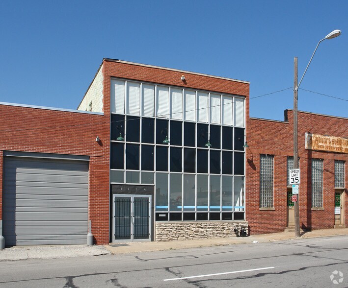 1714 Holmes St, Kansas City, MO à vendre - Photo du bâtiment - Image 3 de 20