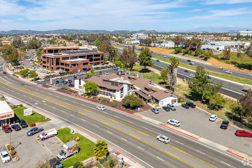 27780 Jefferson Ave, Temecula, CA à louer - Aérien - Image 2 de 4