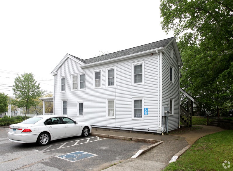 4 Fort Hill Rd, Groton, CT for sale - Building Photo - Image 3 of 11