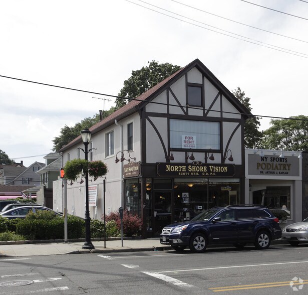36 Main St, Port Washington, NY à louer - Photo du bâtiment - Image 3 de 4
