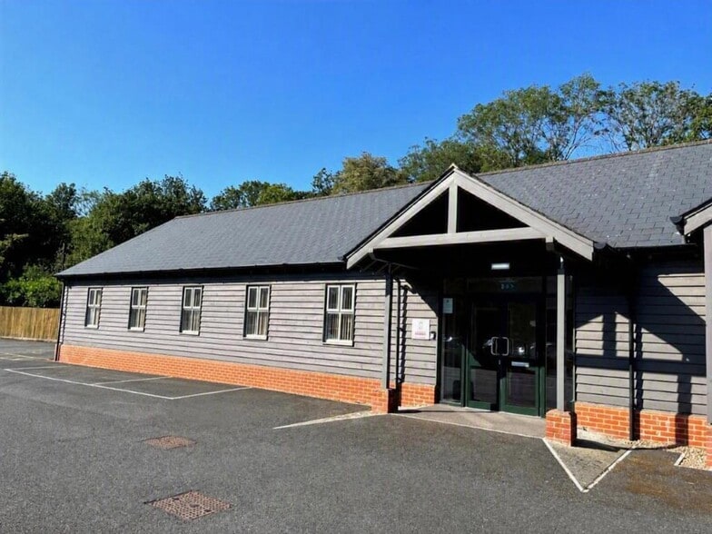 Airfield, Earls Colne for lease - Building Photo - Image 1 of 15