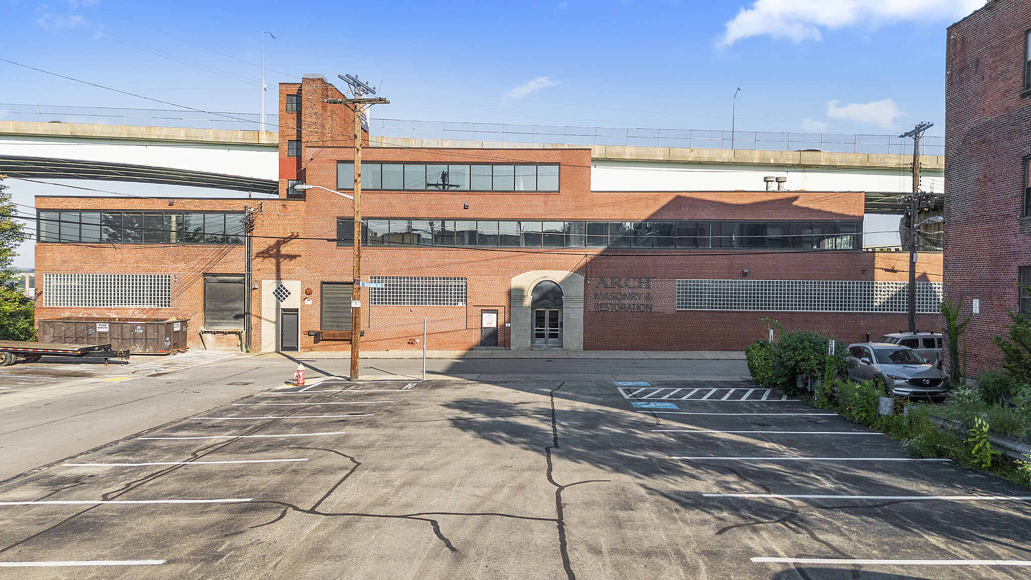 500 Dargan St, Pittsburgh, PA for lease Building Photo- Image 1 of 55