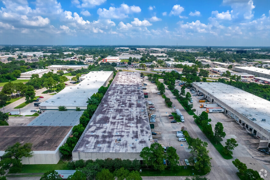 4647 Pine Timbers St, Houston, TX à louer - Aérien - Image 3 de 3