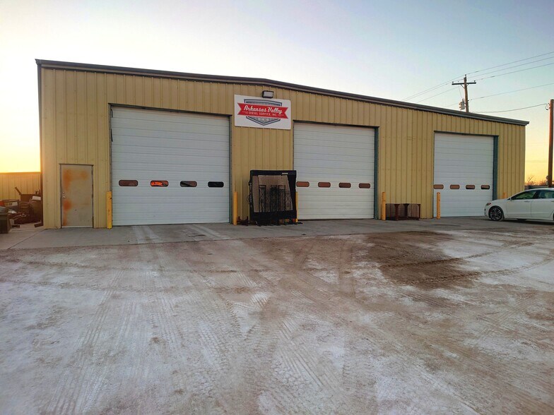 6002 US Highway 50, Lamar, CO à vendre - Photo du bâtiment - Image 3 de 8