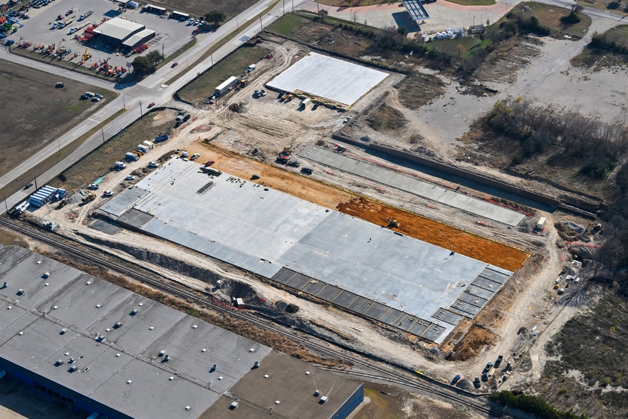 4155 Duncanville Rd, Dallas, TX for sale - Building Photo - Image 3 of 11