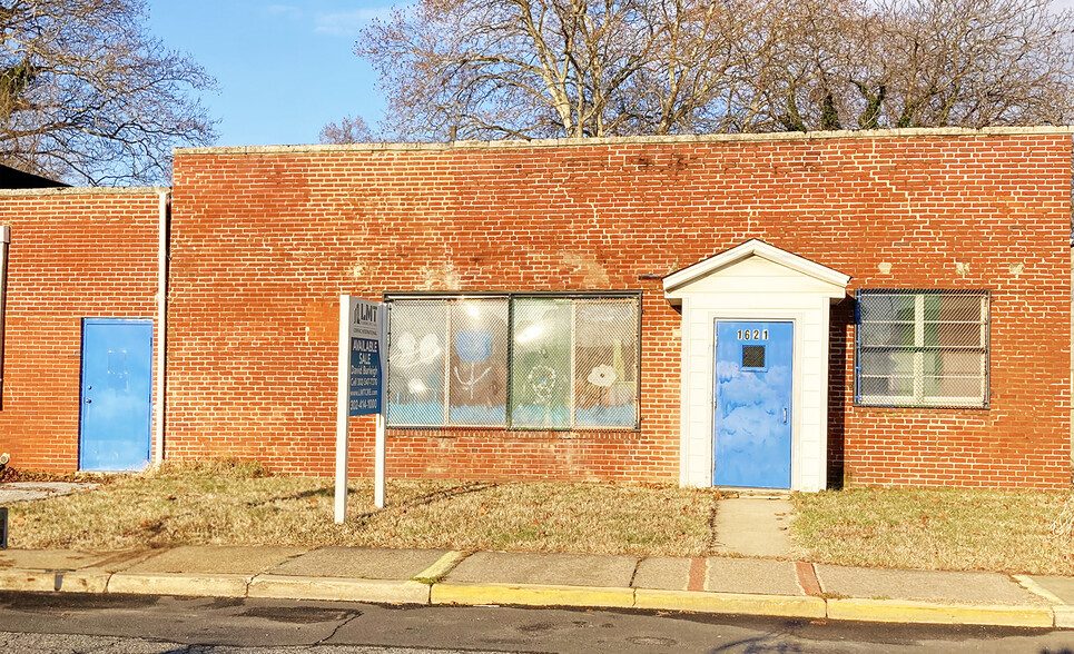 1621 N Heald St. & 1620 N Thatcher St. portfolio of 2 properties for sale on LoopNet.ca - Building Photo - Image 1 of 4