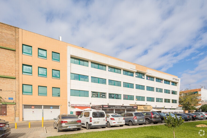 Office in Sevilla, Sevilla for sale - Building Photo - Image 1 of 3