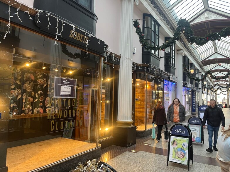 The Arcade, Bristol for lease - Building Photo - Image 2 of 19