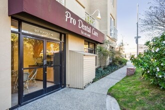 601-621 Portola Dr, San Francisco, CA à louer Photo intérieure- Image 2 de 17