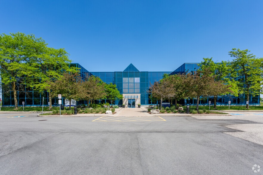 278 Pinebush Rd, Cambridge, ON for sale - Primary Photo - Image 1 of 1