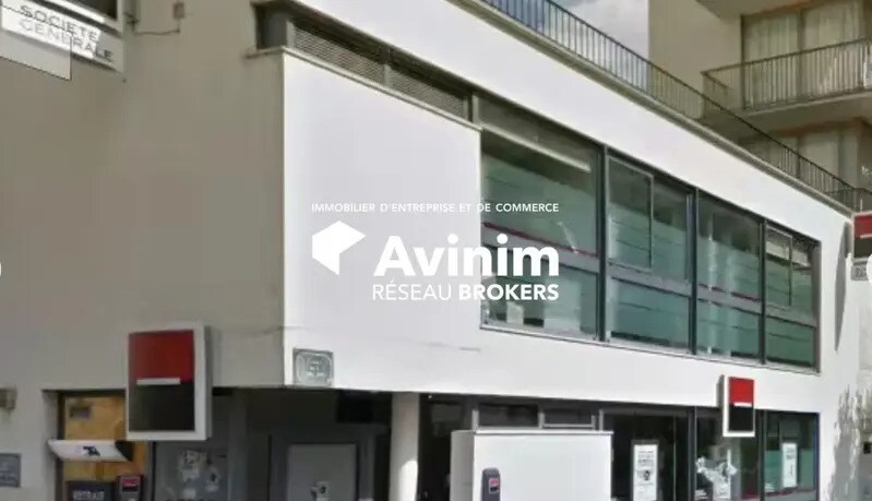 Commerce de détail dans Boulogne-Billancourt à louer - Photo du bâtiment - Image 2 de 2