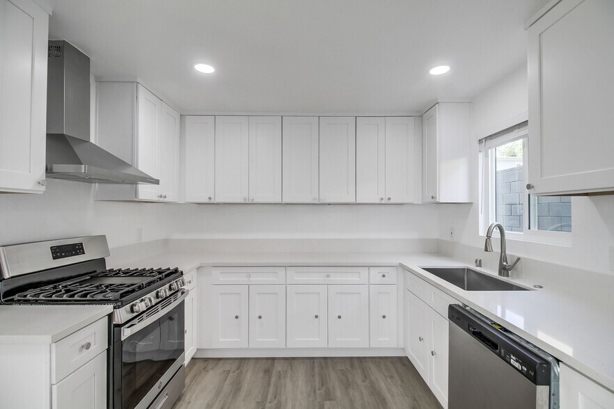 4410 Highland Ave, San Diego, CA à vendre - Photo intérieure - Image 3 de 16