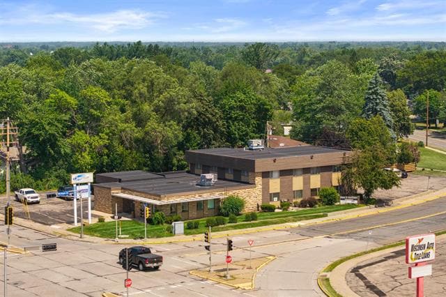 3273 Church St, Stevens Point, WI for sale - Building Photo - Image 2 of 6