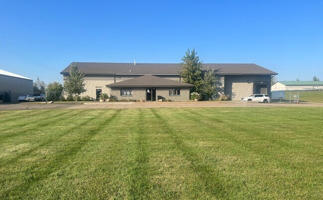 More details for 650 Brakke Dr, Hudson, WI - Office, Industrial for Lease