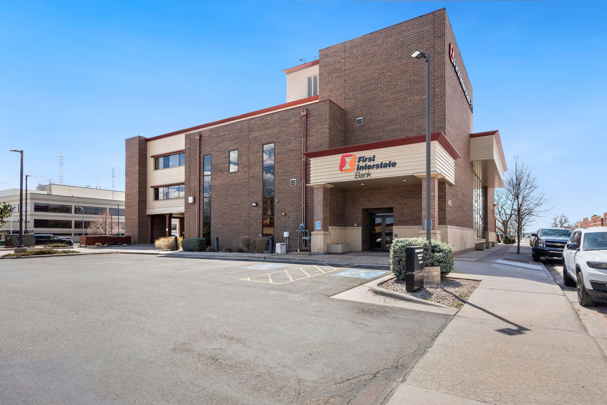 401 W 19th St, Cheyenne, WY for lease Primary Photo- Image 1 of 3