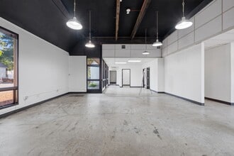 4002-4014 148th Ave NE, Redmond, WA for lease Interior Photo- Image 2 of 5