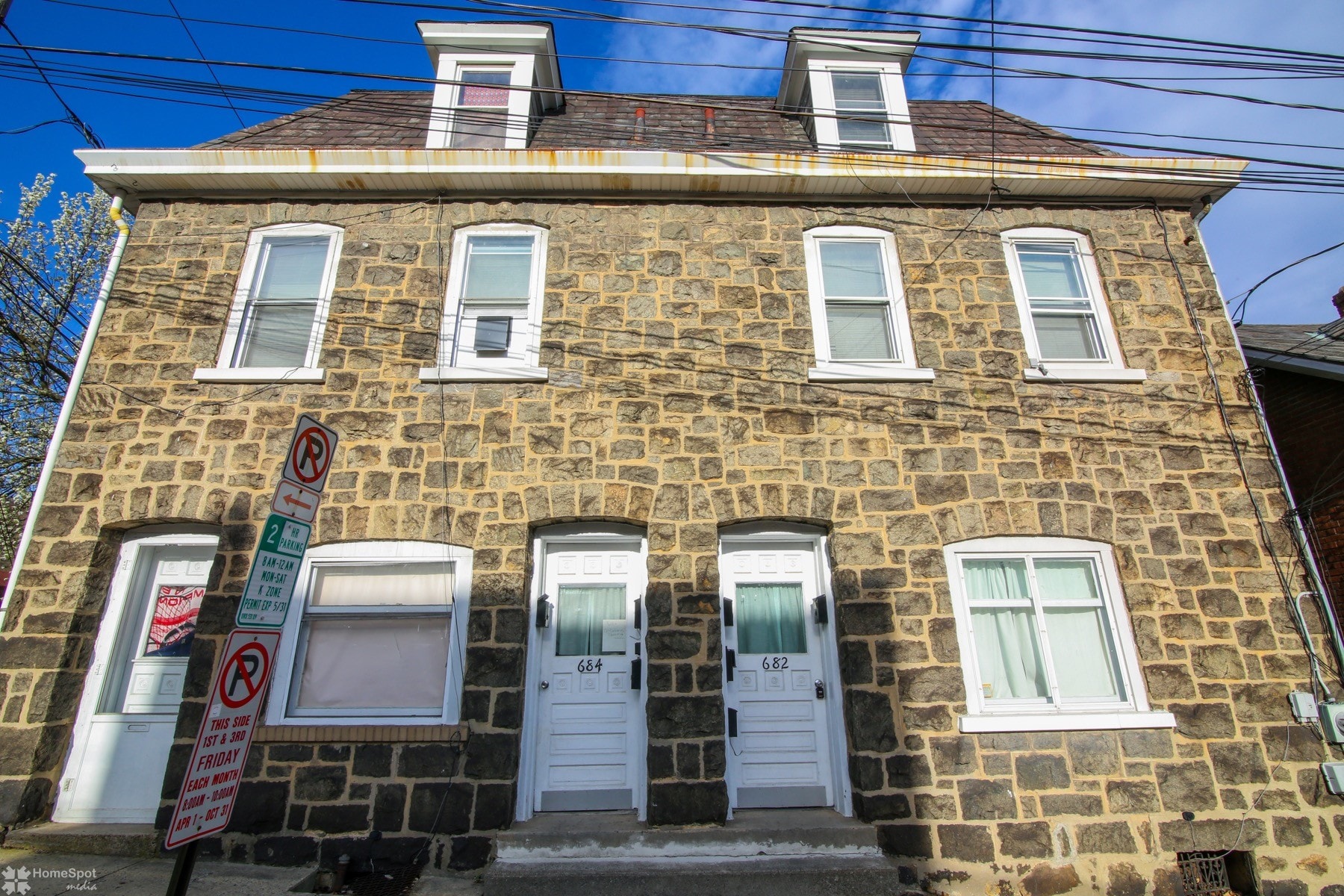 682 Hayes St, Bethlehem, PA for sale Primary Photo- Image 1 of 2