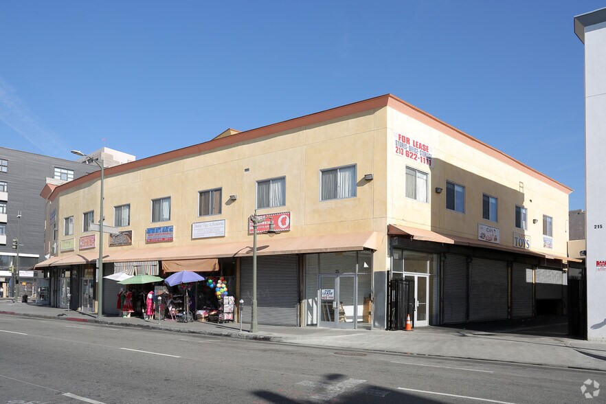 396 S Los Angeles St, Los Angeles, CA à louer - Photo du bâtiment - Image 2 de 5
