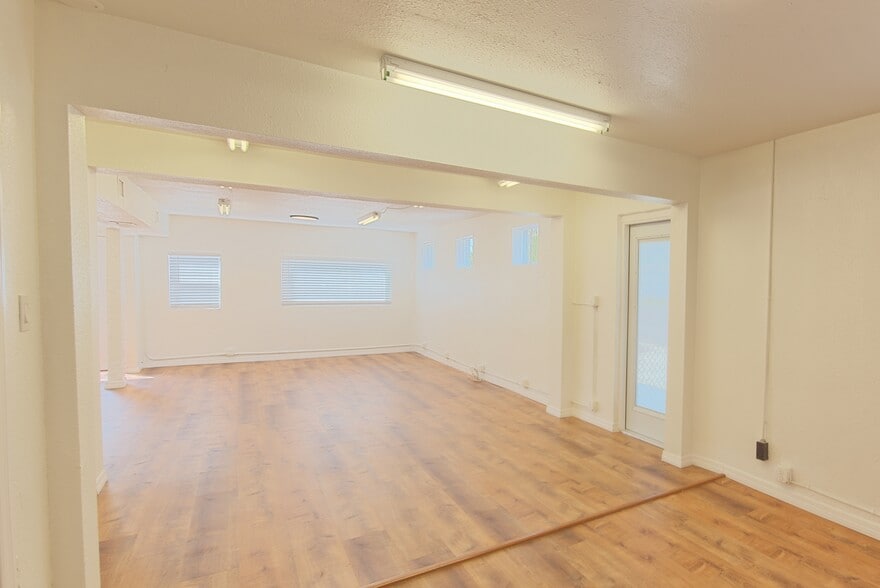 1200 40th St S, Saint Petersburg, FL for sale - Building Photo - Image 3 of 18