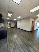 7560 Glenview Dr, Richland Hills, TX for lease Interior Photo- Image 2 of 12