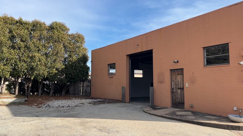 4 Union Hill Rd, Conshohocken, PA à louer - Vidéo sur l’inscription commerciale - Image 2 de 7