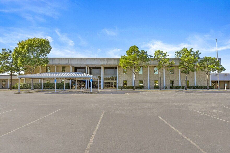 2401 Termini St, Dickinson, TX for sale - Building Photo - Image 3 of 14