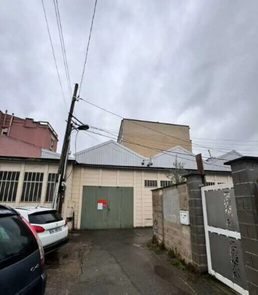 Local d'activités dans Montreuil à vendre - Photo du bâtiment - Image 2 de 10