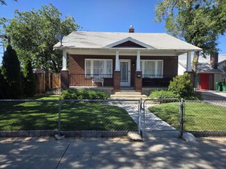 Plus de détails pour 127 E Pueblo St, Reno, NV - Bureau à vendre