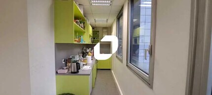 259-261 Rue De Paris, Montreuil for lease Interior Photo- Image 2 of 2