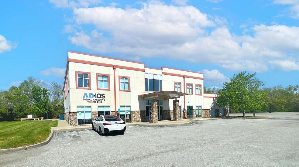 230-232 N Plaza Dr, Nicholasville, KY for lease - Primary Photo - Image 1 of 5