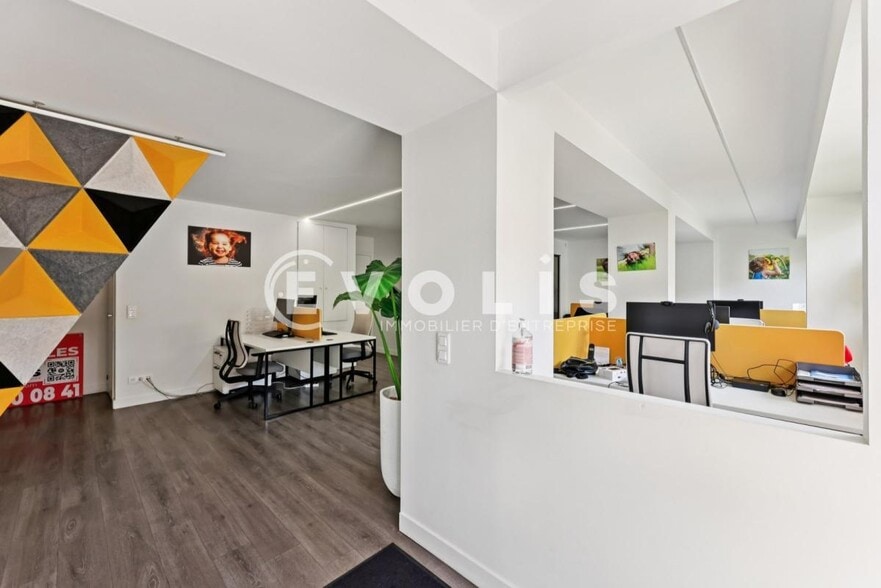 Office in Saint-Maur-des-Fossés for lease - Interior Photo - Image 1 of 11