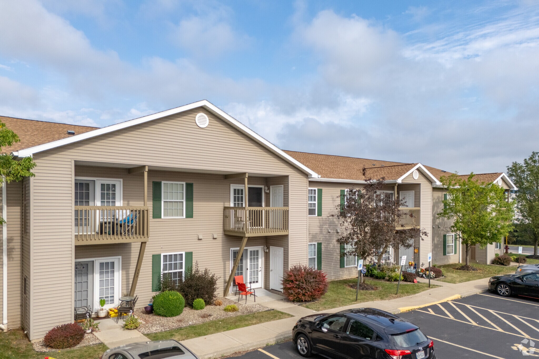 2341 Union Rd, West Seneca, NY à louer Photo principale- Image 1 de 21