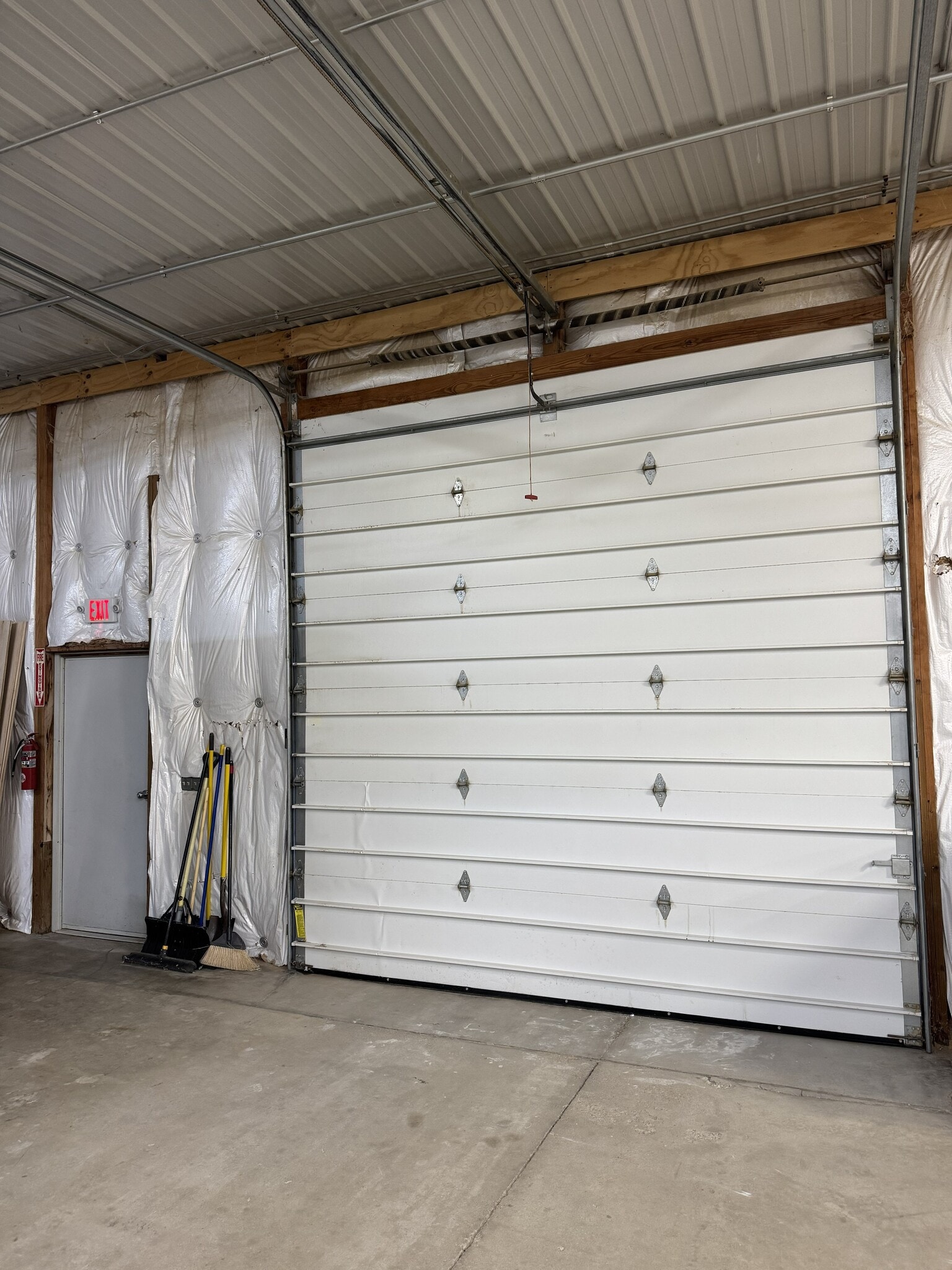 2410 Main St, Huntertown, IN for lease Interior Photo- Image 1 of 5