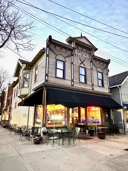 2366 W 11th St, Cleveland, OH for sale - Building Photo - Image 1 of 1