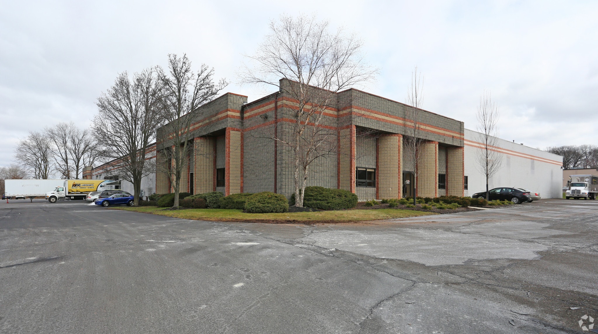 841 Nina Way, Warminster Township, PA for lease Primary Photo- Image 1 of 7