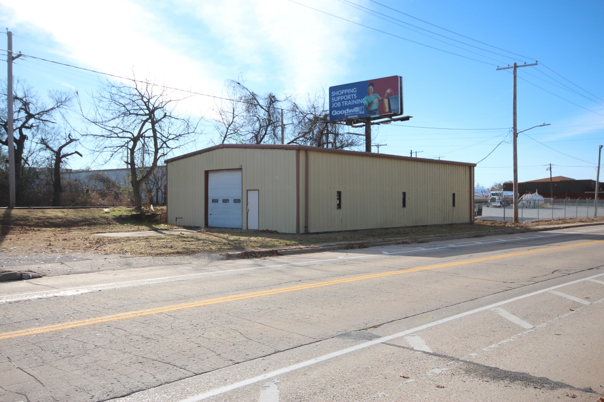 2318 Charles Page Blvd, Tulsa, OK for sale Primary Photo- Image 1 of 8