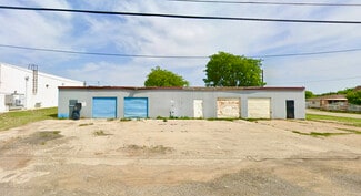Plus de détails pour 1900 Southview Dr, Fort Worth, TX - Commerce de détail à vendre