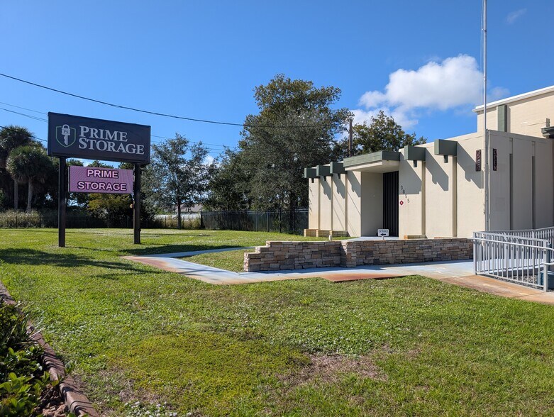 3855 N US Highway 1, Cocoa, FL à louer - Photo du bâtiment - Image 2 de 15