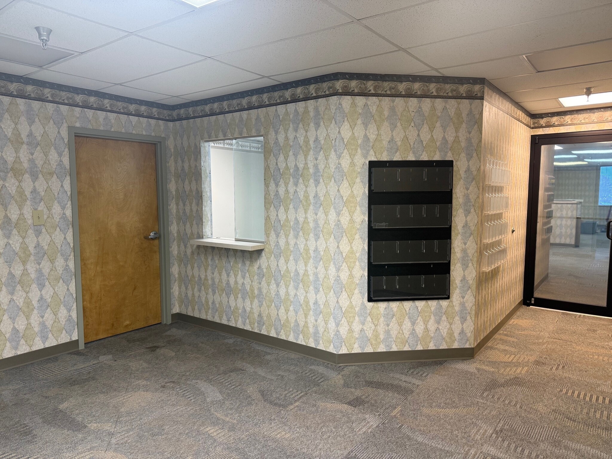 1145 Bower Hill Rd, Pittsburgh, PA for lease Interior Photo- Image 1 of 10