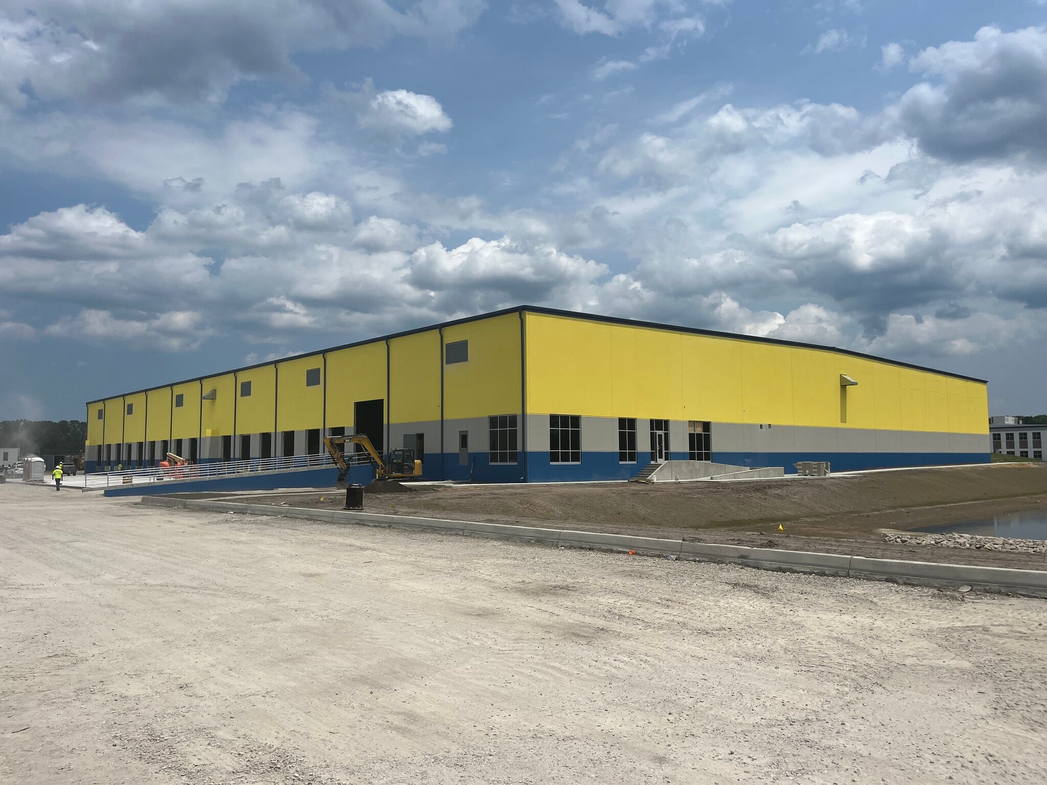 2200 Steppingstone Sq, Chesapeake, VA for lease Primary Photo- Image 1 of 9