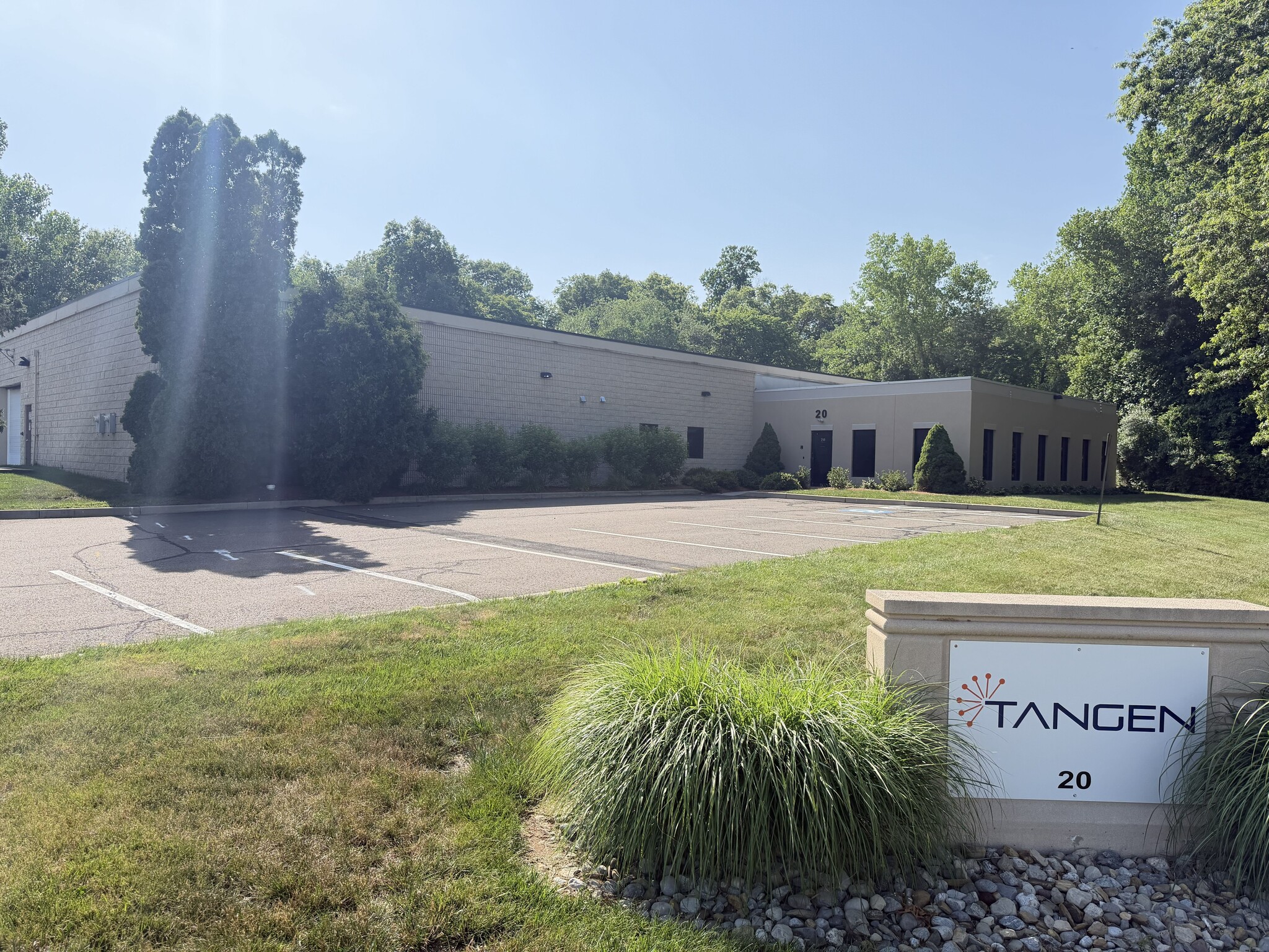 20 Commercial St, Branford, CT for lease Building Photo- Image 1 of 14