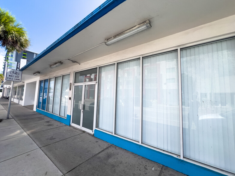 1524 NW 36th St, Miami, FL for lease - Primary Photo - Image 1 of 14