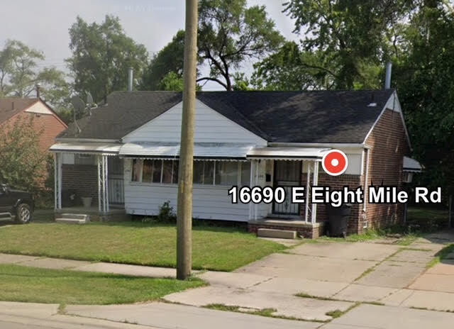 16690 E 8 Mile Rd, Detroit, MI for sale - Primary Photo - Image 1 of 1