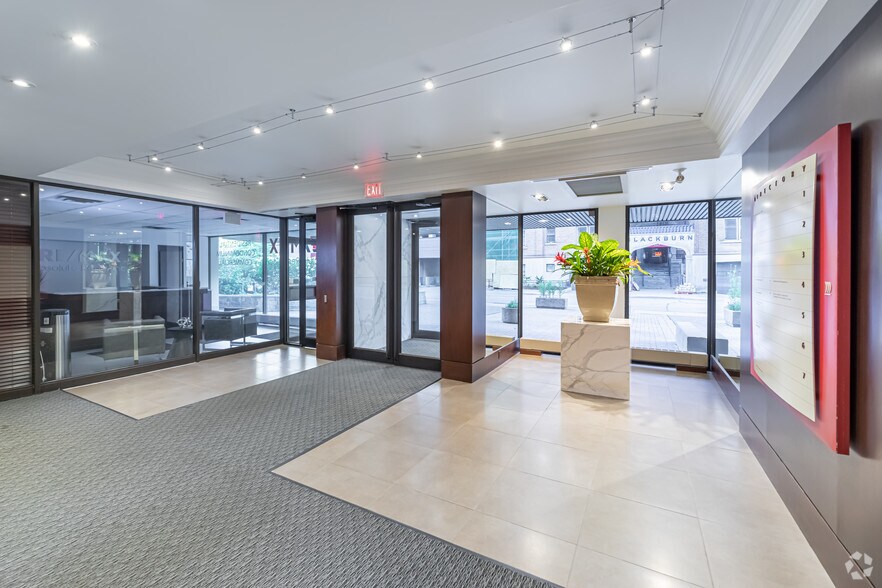 222 Somerset St W, Ottawa, ON à louer - Hall d’entrée - Image 2 de 11