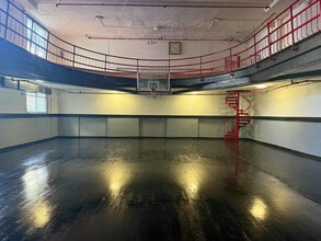 181 W 135th St, New York, NY à louer Photo du bâtiment- Image 2 de 20