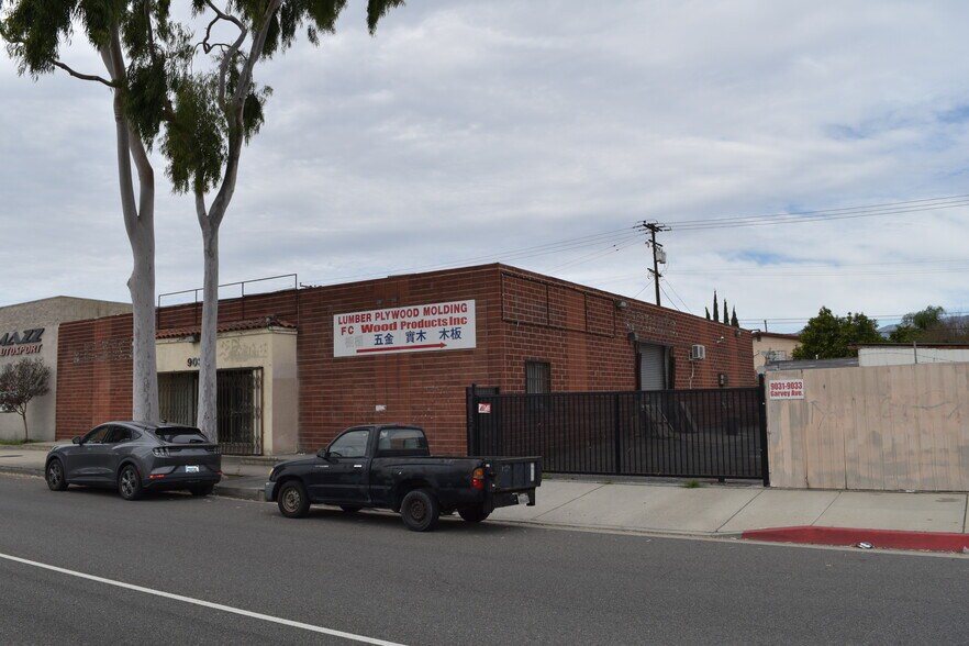 9031-9033 Garvey Ave, Rosemead, CA à louer - Photo du bâtiment - Image 2 de 10