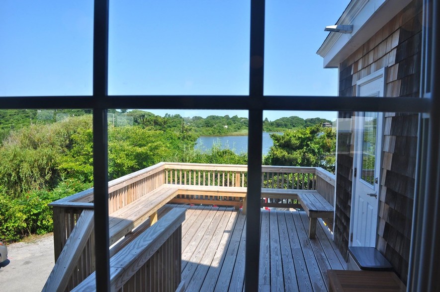 649 Montauk Hwy, Montauk, NY à vendre - Photo du b timent - Image 3 de 5